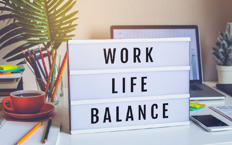 How Reiki Healing Empowers Working Women?